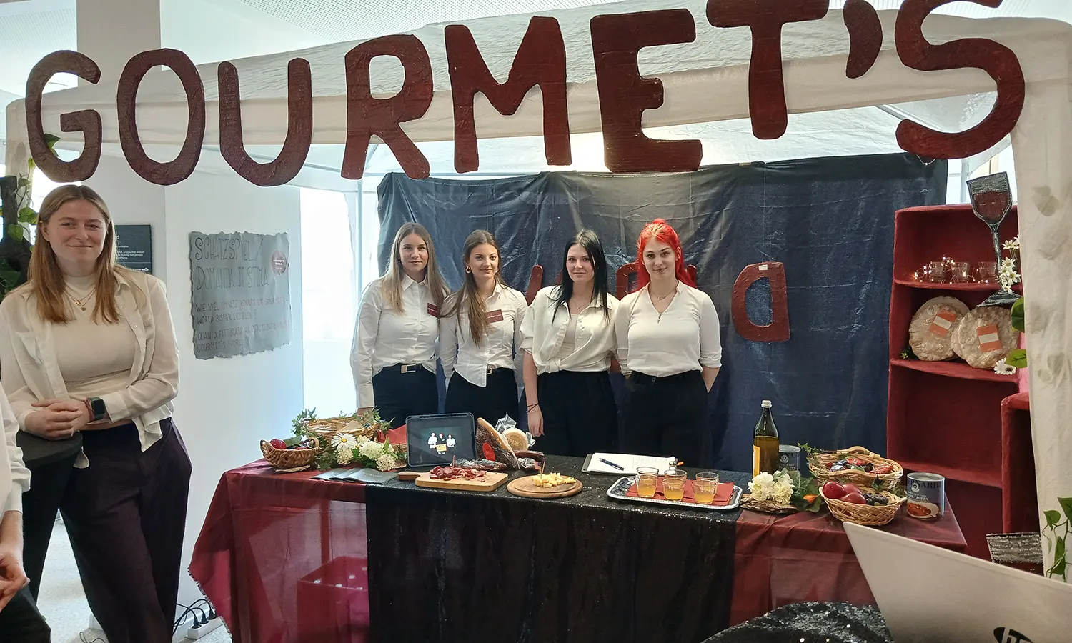 1. Übungsfirmen-Hausmesse an der WFO Bruneck